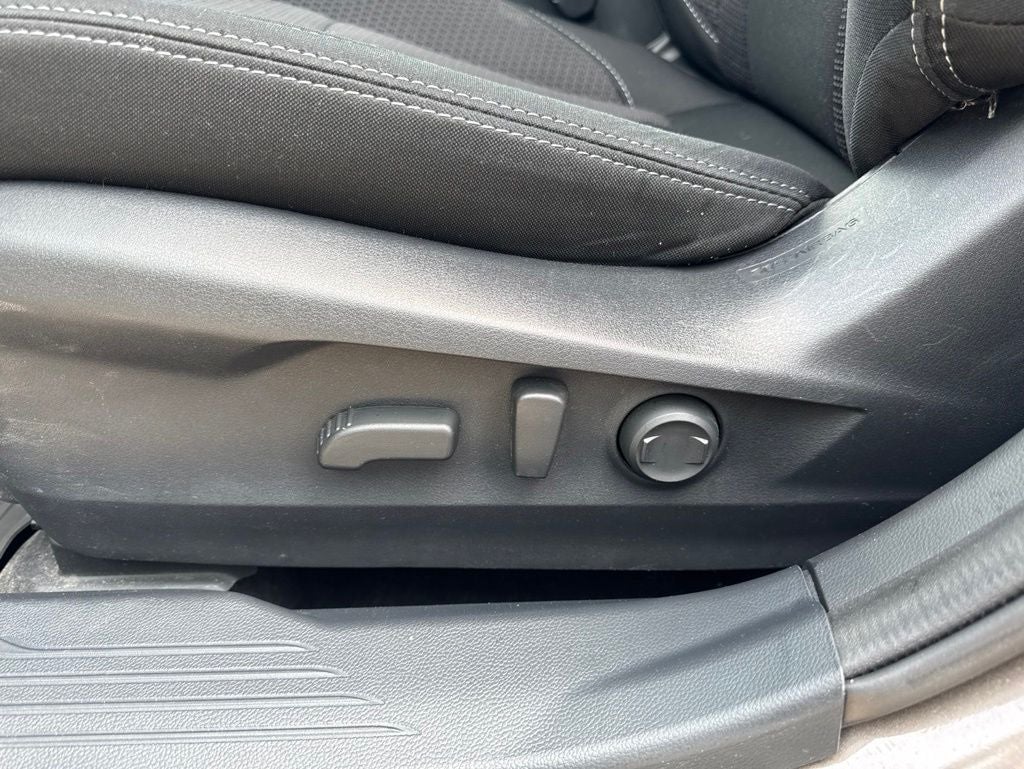 2024 Subaru Outback Premium *LIFETIME POWERTRAIN*