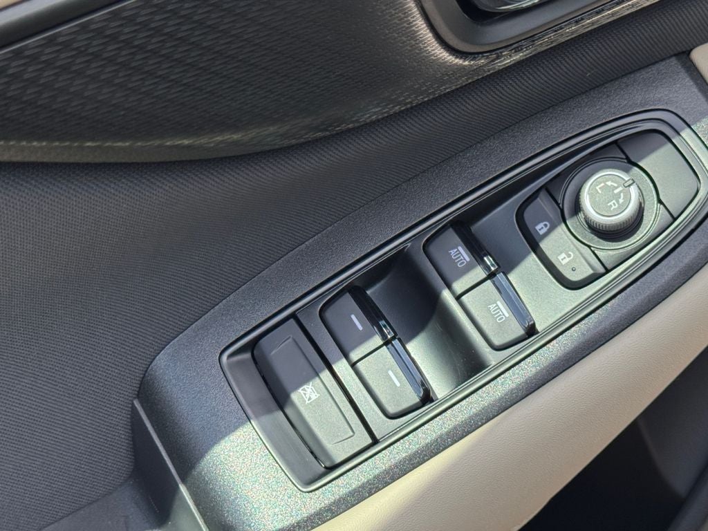2025 Subaru Outback Premium **LIFETIME POWERTRAIN**