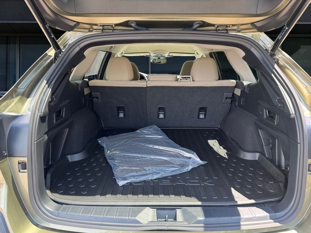 2025 Subaru Outback Premium **LIFETIME POWERTRAIN**