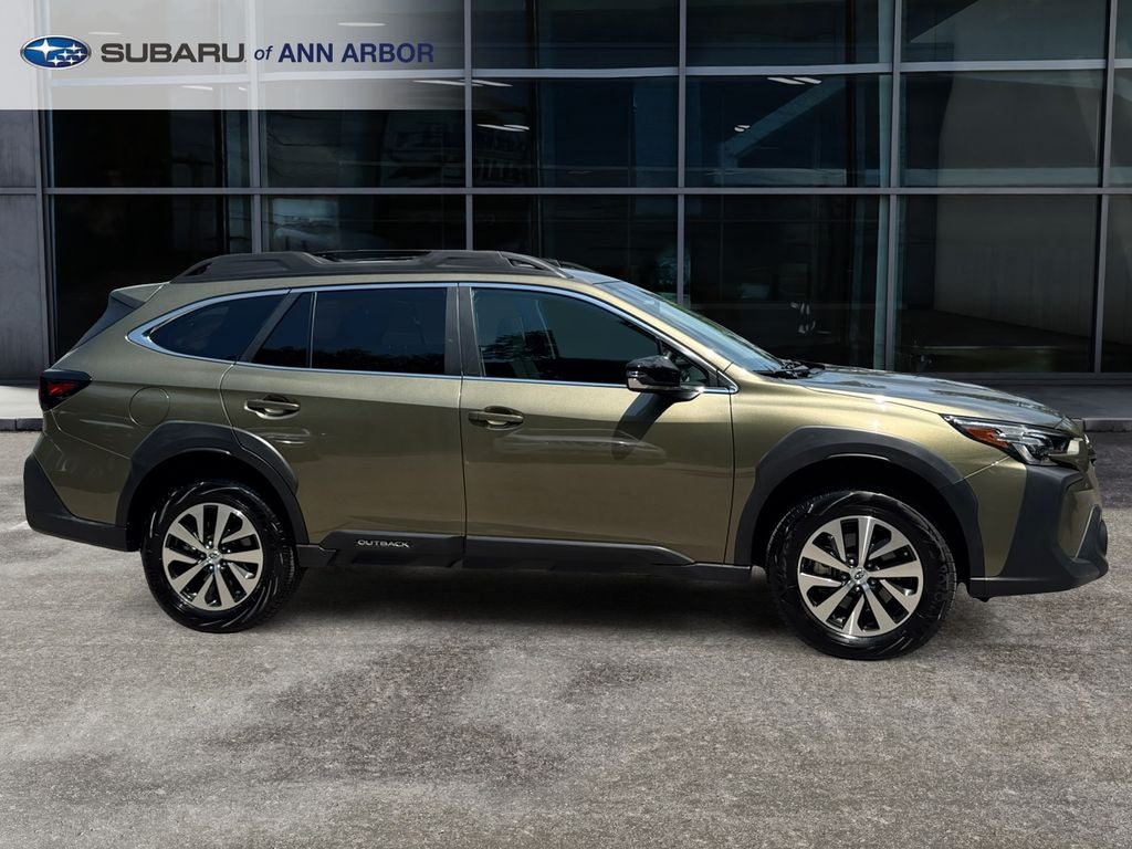 2025 Subaru Outback Premium **LIFETIME POWERTRAIN**