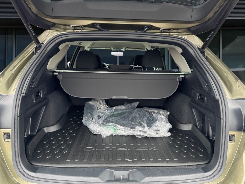 2025 Subaru Outback Premium *LIFETIME POWERTRAIN*