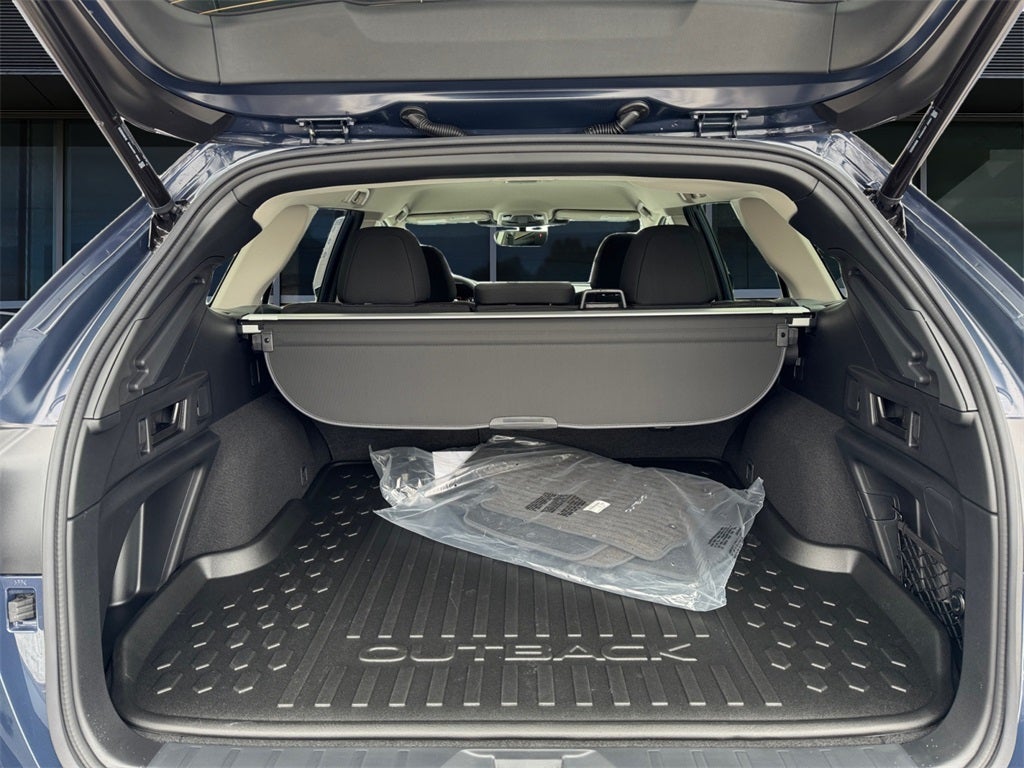 2025 Subaru Outback Premium *LIFETIME POWERTRAIN*