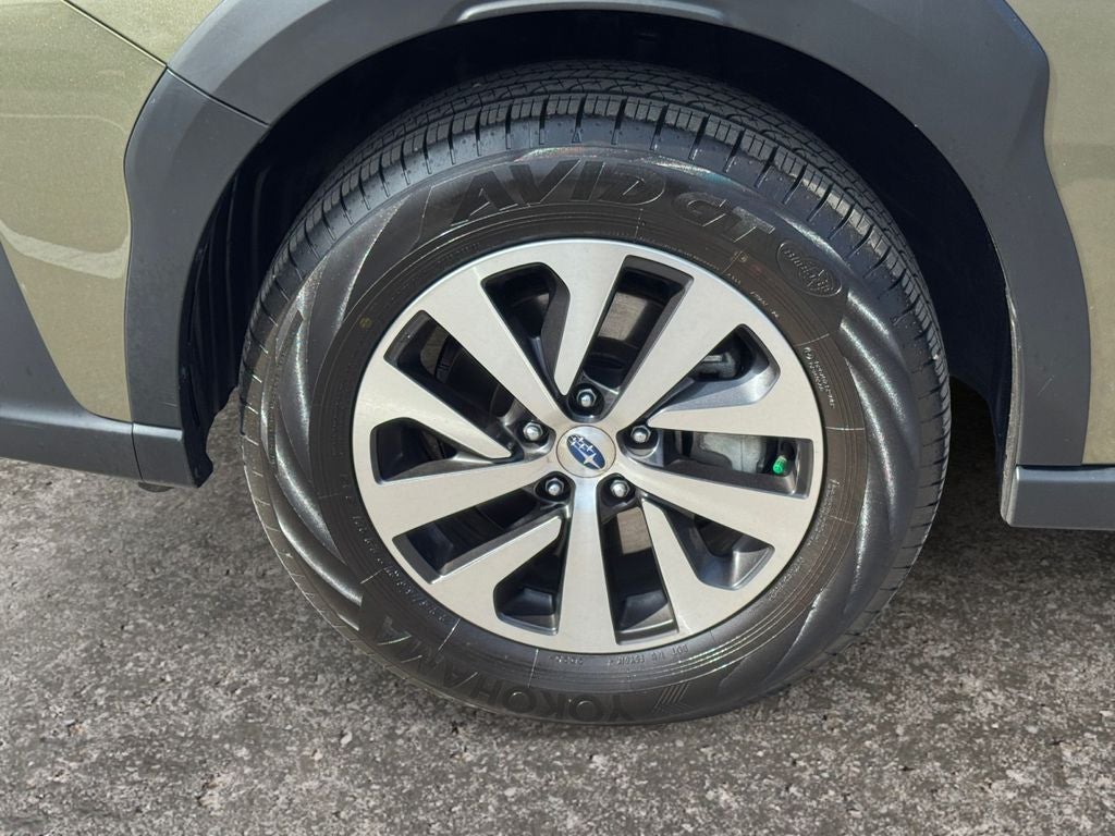 2025 Subaru Outback Premium *LIFETIME POWERTRAIN*