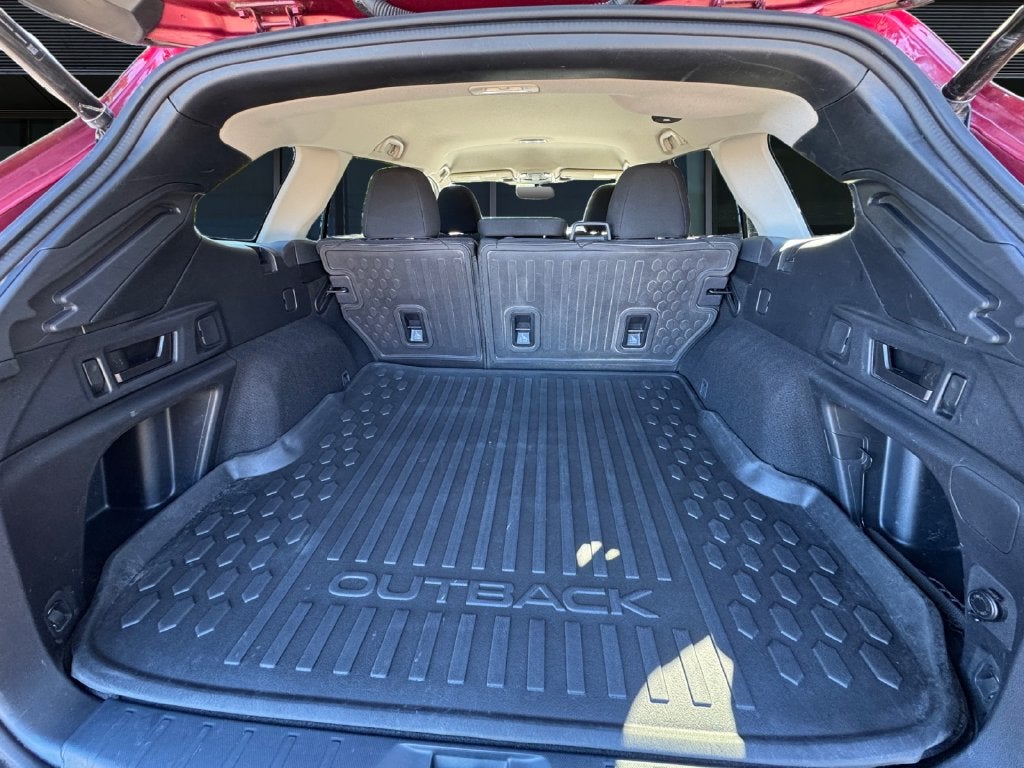 2024 Subaru Outback Premium **LIFETIME POWERTRAIN**