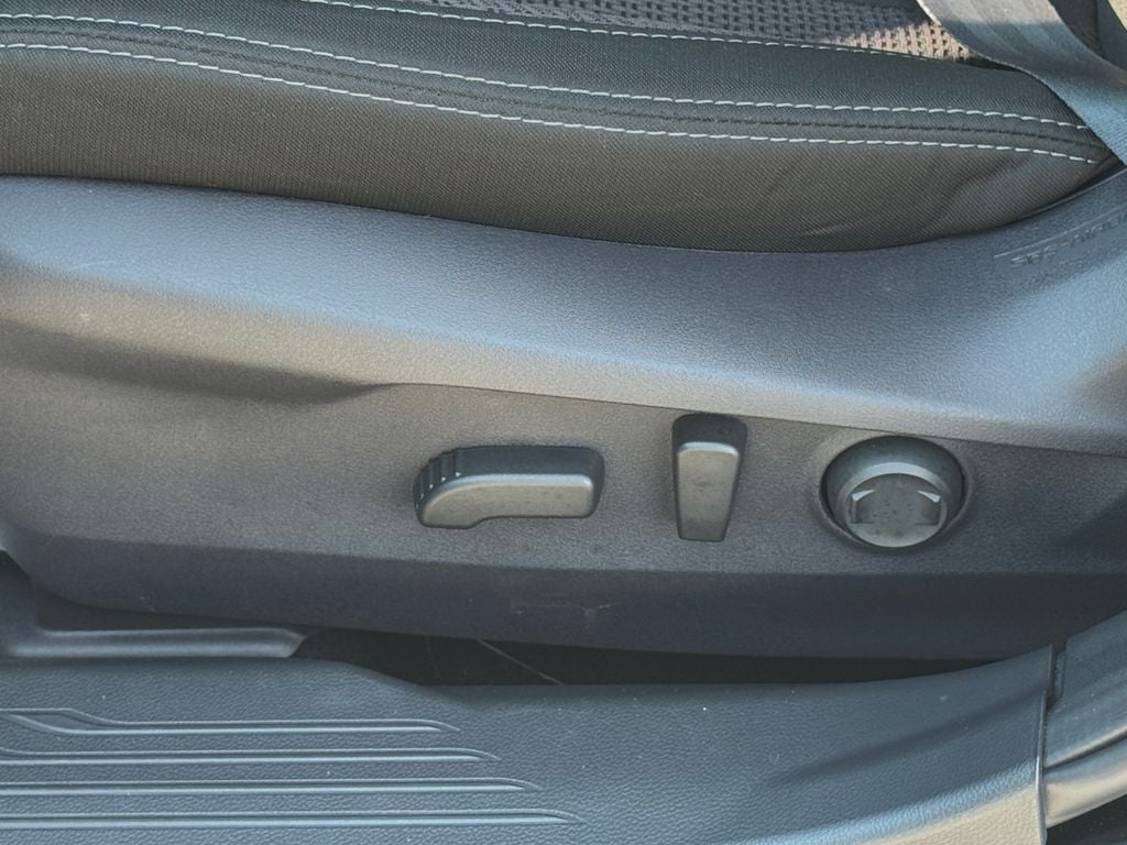 2025 Subaru Outback Premium *LIFETIME POWERTRAIN*