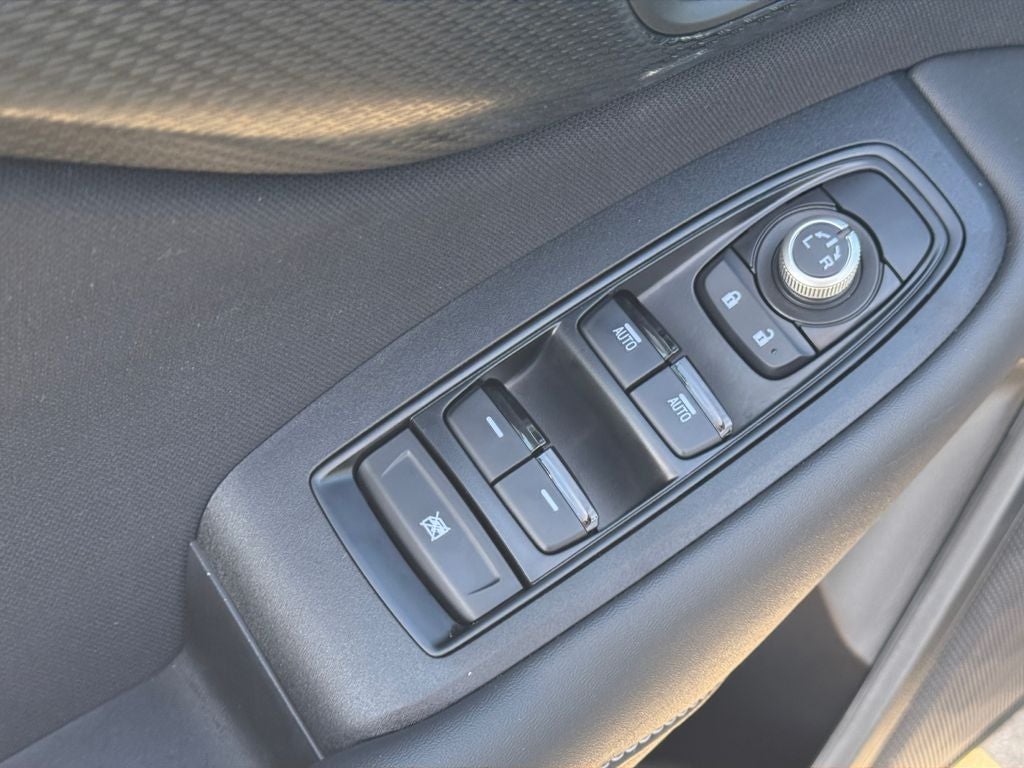 2025 Subaru Outback Premium *LIFETIME POWERTRAIN*