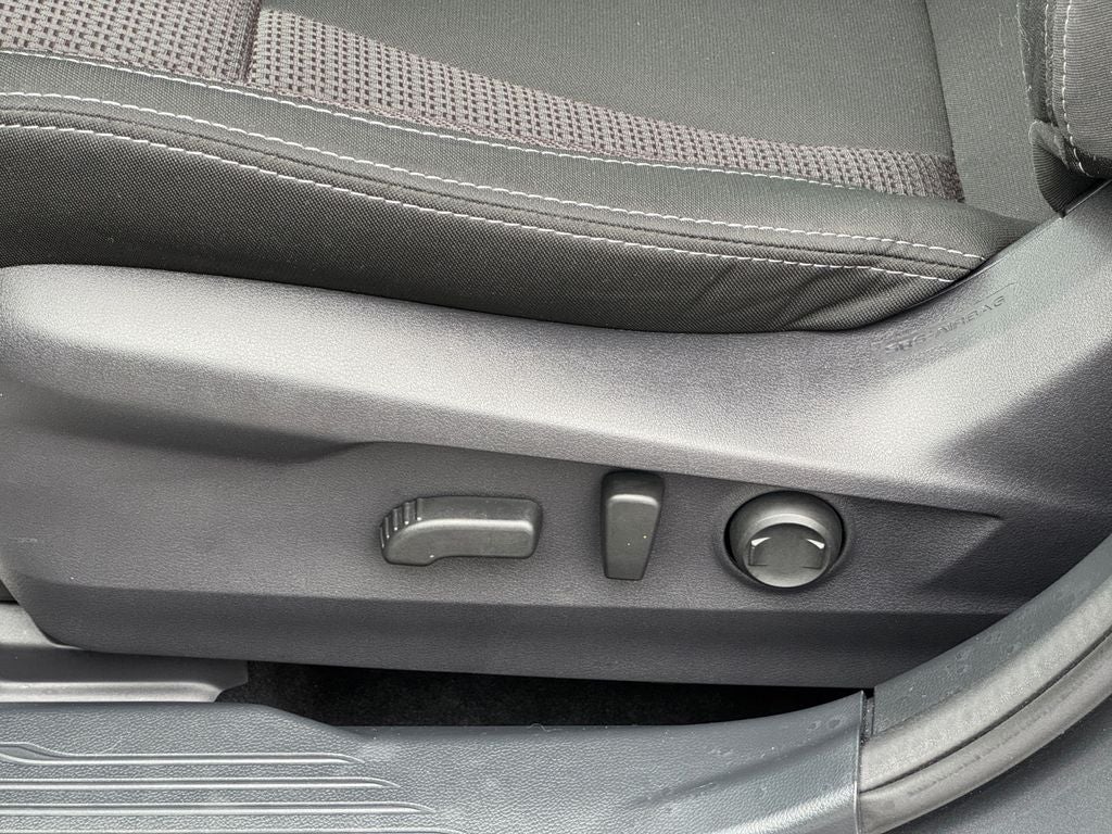 2025 Subaru Outback Premium *LIFETIME POWERTRAIN*