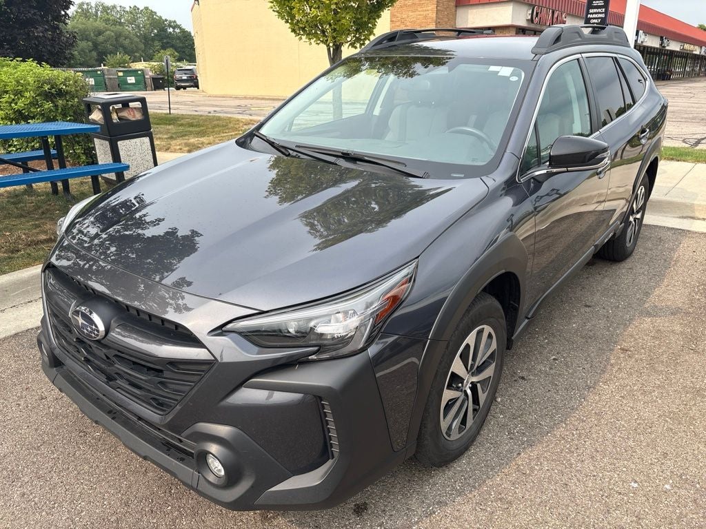 2023 Subaru Outback Premium **LIFETIME POWERTRAIN**