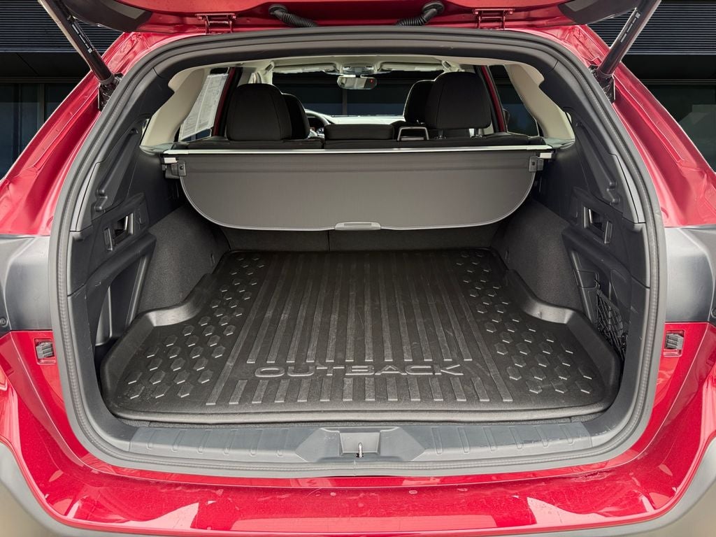 2025 Subaru Outback Premium *LIFETIME POWERTRAIN*