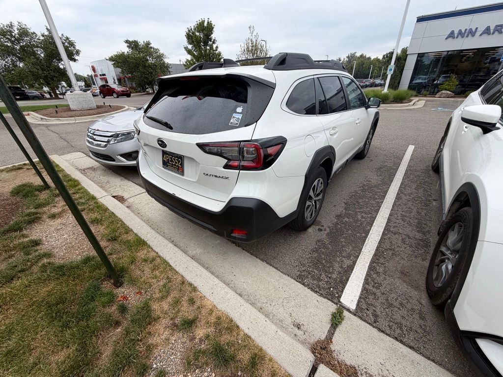 2024 Subaru Outback Premium