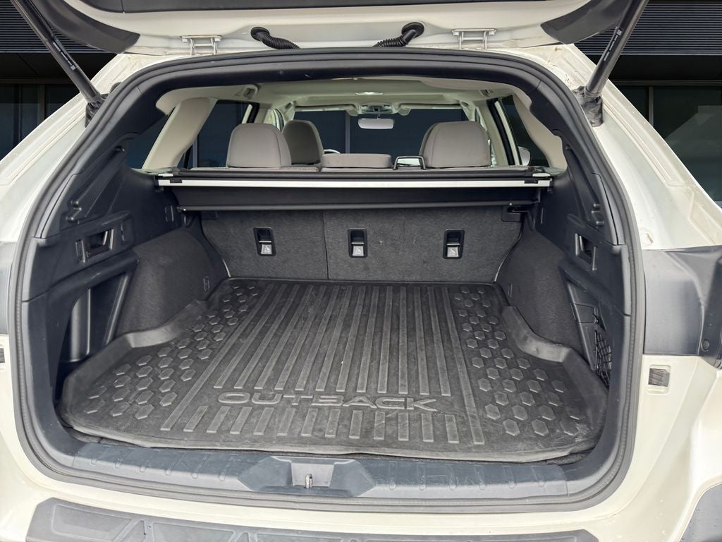 2021 Subaru Outback Premium *LIFETIME POWERTRAIN*