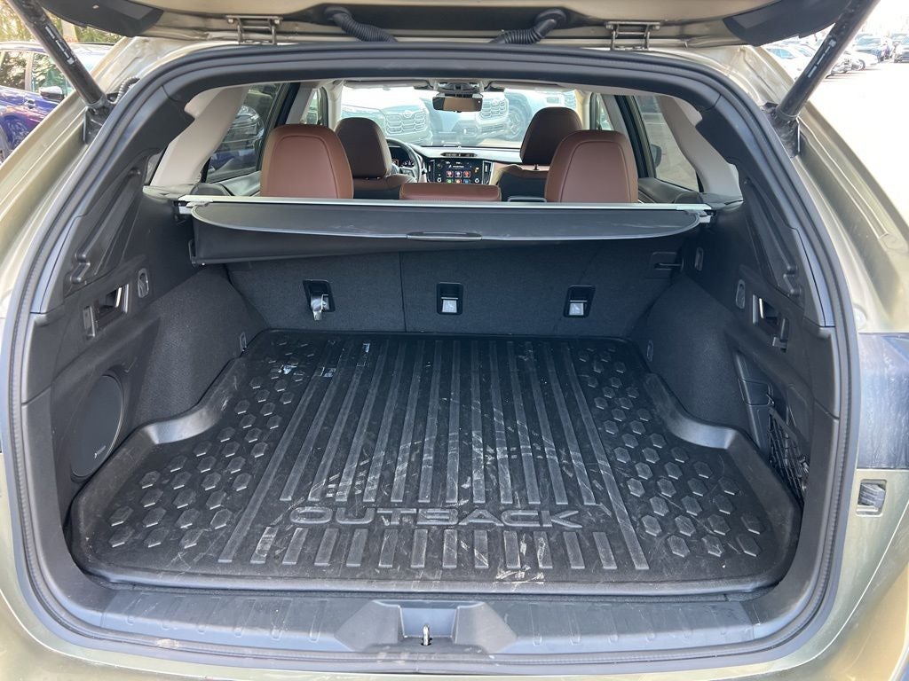 2024 Subaru Outback Touring *LIFETIME POWERTRAIN*