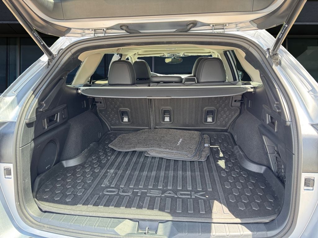 2024 Subaru Outback Limited XT *LIFETIME POWERTRAIN*