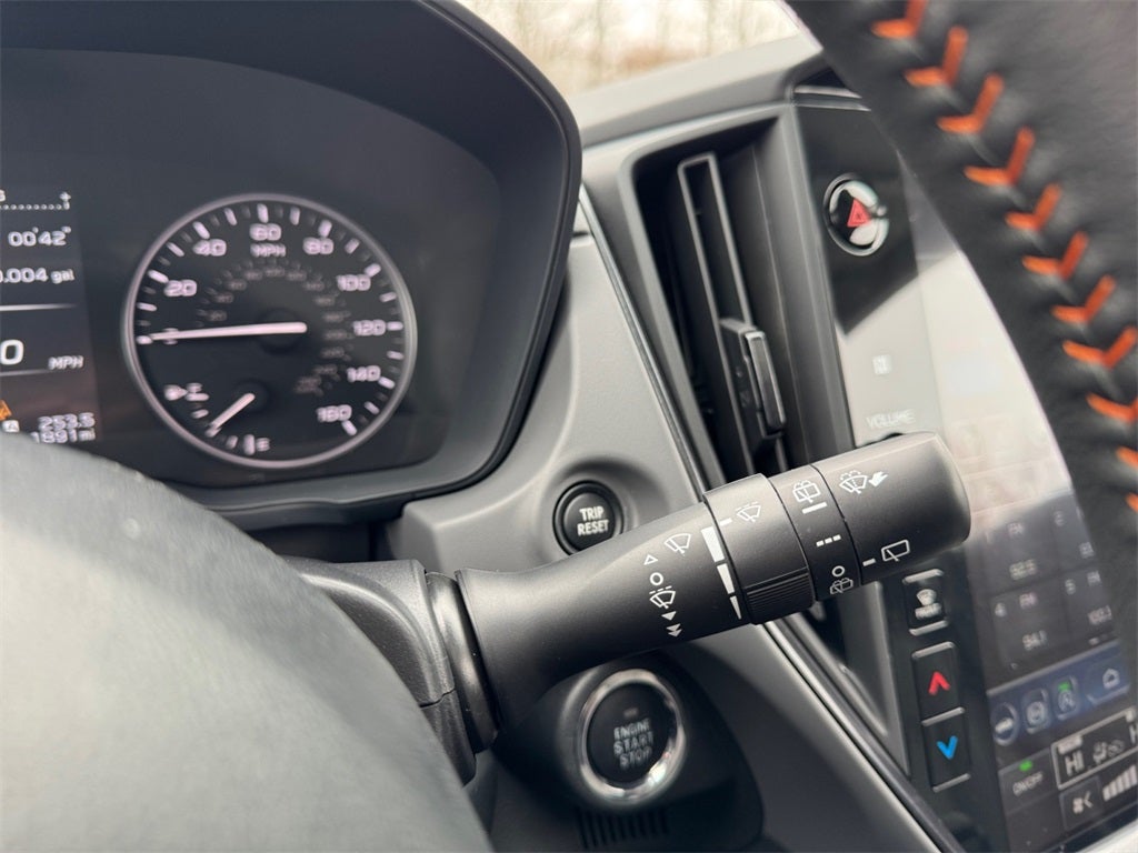 2025 Subaru Crosstrek Limited *LIFETIME POWERTRAIN*