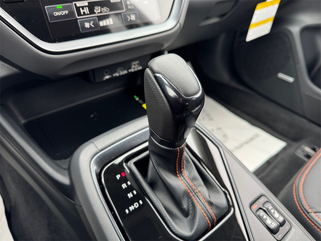 2025 Subaru Crosstrek Limited *LIFETIME POWERTRAIN*