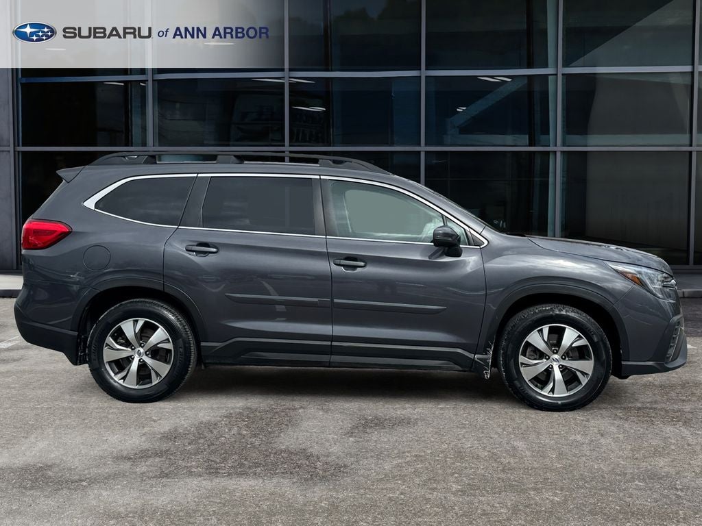 2023 Subaru Ascent Premium *LIFETIME POWERTRAIN*