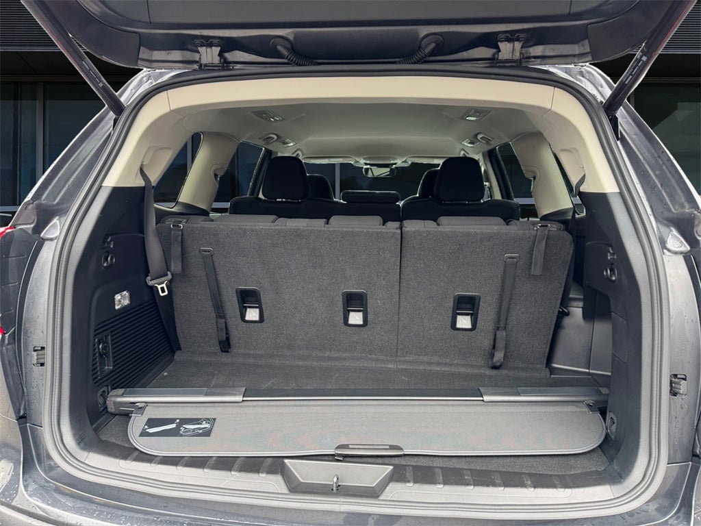 2023 Subaru Ascent Premium *LIFETIME POWERTRAIN*