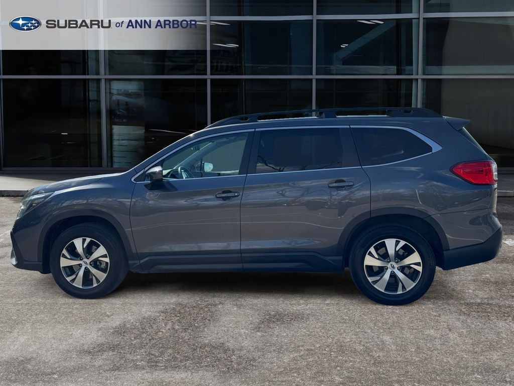 2025 Subaru Ascent Premium *LIFETIME POWERTRAIN*