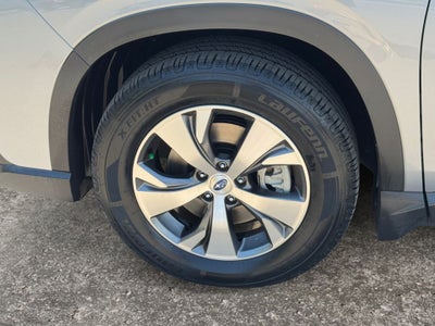 2023 Subaru Ascent Premium *LIFETIME POWERTRAIN*