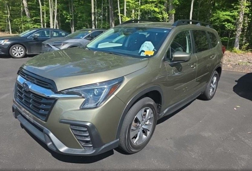 2024 Subaru Ascent Premium *LIFETIME POWERTRAIN*