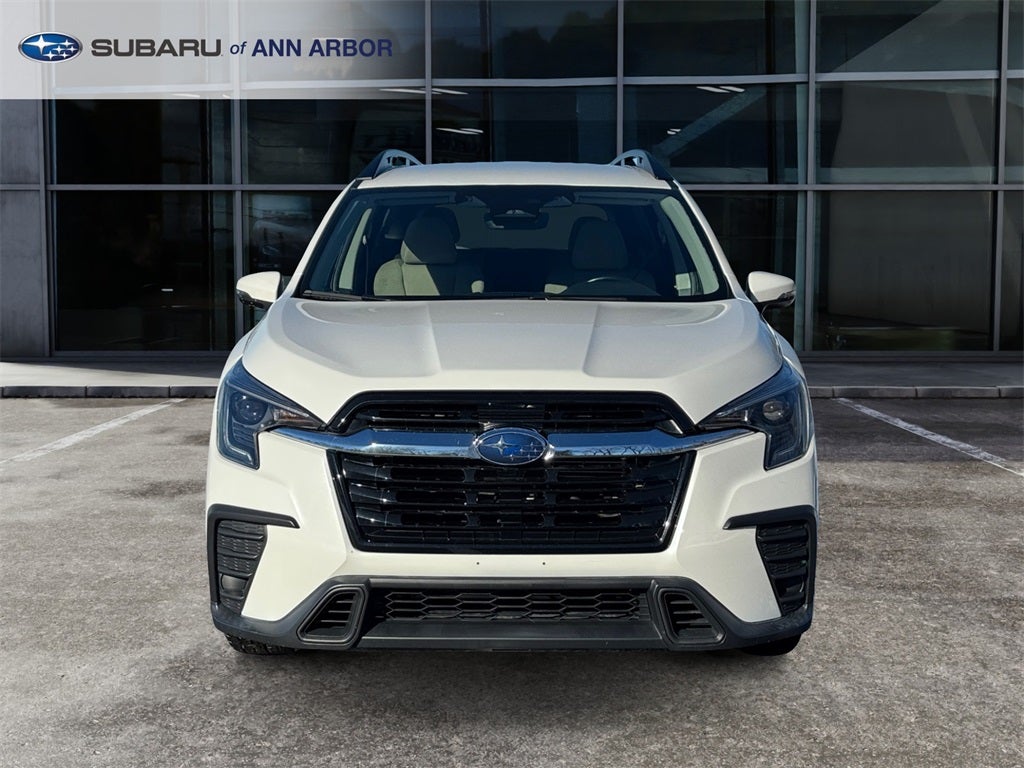 2023 Subaru Ascent Premium *LIFETIME POWERTRAIN*