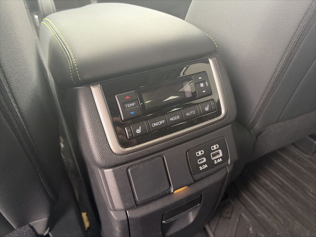 2023 Subaru Ascent Onyx Edition *LIFETIME POWERTRAIN*
