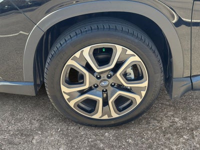 2024 Subaru Ascent Limited *LIFETIME POWERTRAIN*