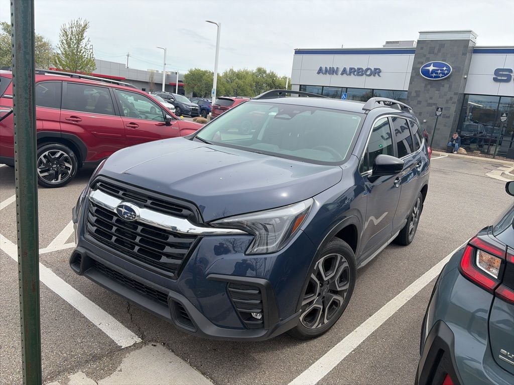 2024 Subaru Ascent Limited *LIFETIME POWERTRAIN*