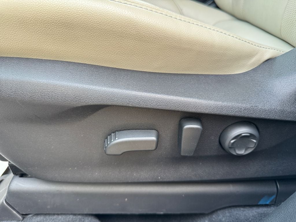 2023 Subaru Ascent Limited **LIFETIME POWERTRAIN**
