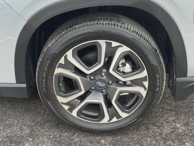 2024 Subaru Ascent Touring *LIFETIME POWERTRAIN*