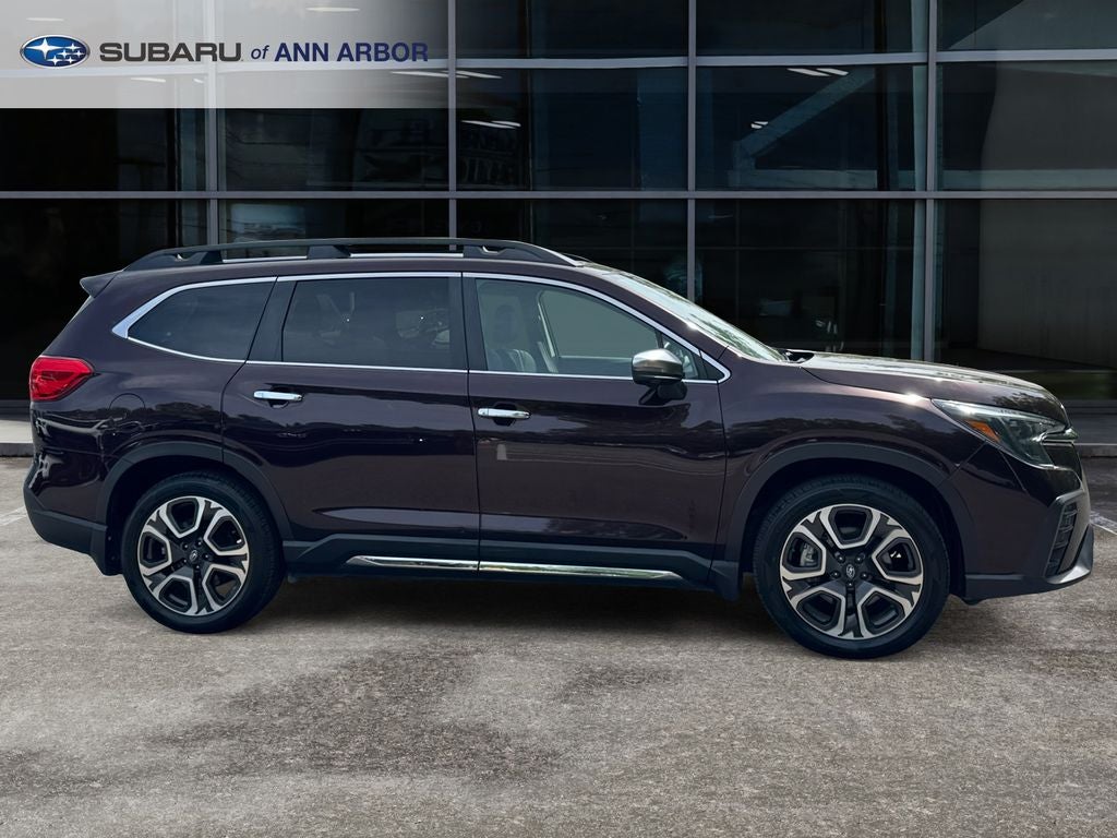 2023 Subaru Ascent Touring *LIFETIME POWERTRAIN*