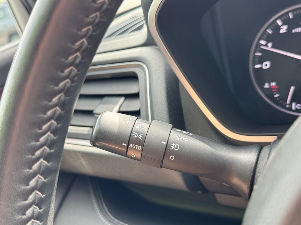 2023 Subaru Ascent Touring *LIFETIME POWERTRAIN*