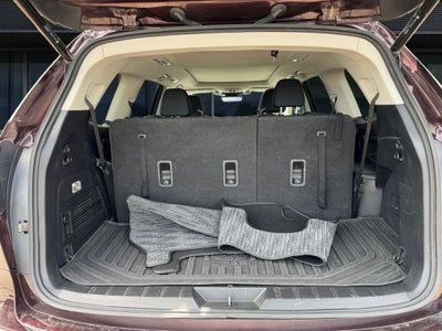 2023 Subaru Ascent Touring *LIFETIME POWERTRAIN*
