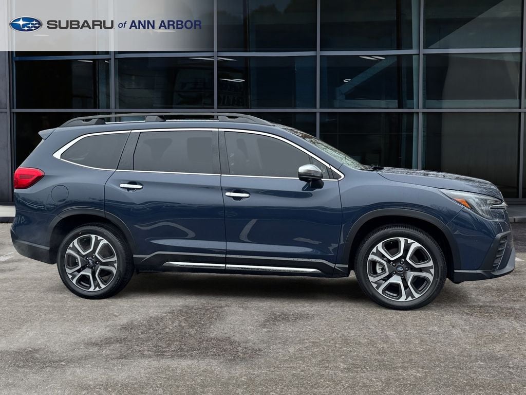 2023 Subaru Ascent Touring *LIFETIME POWERTRAIN*