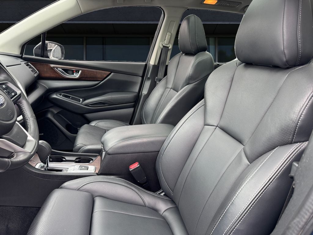 2023 Subaru Ascent Touring *LIFETIME POWERTRAIN*