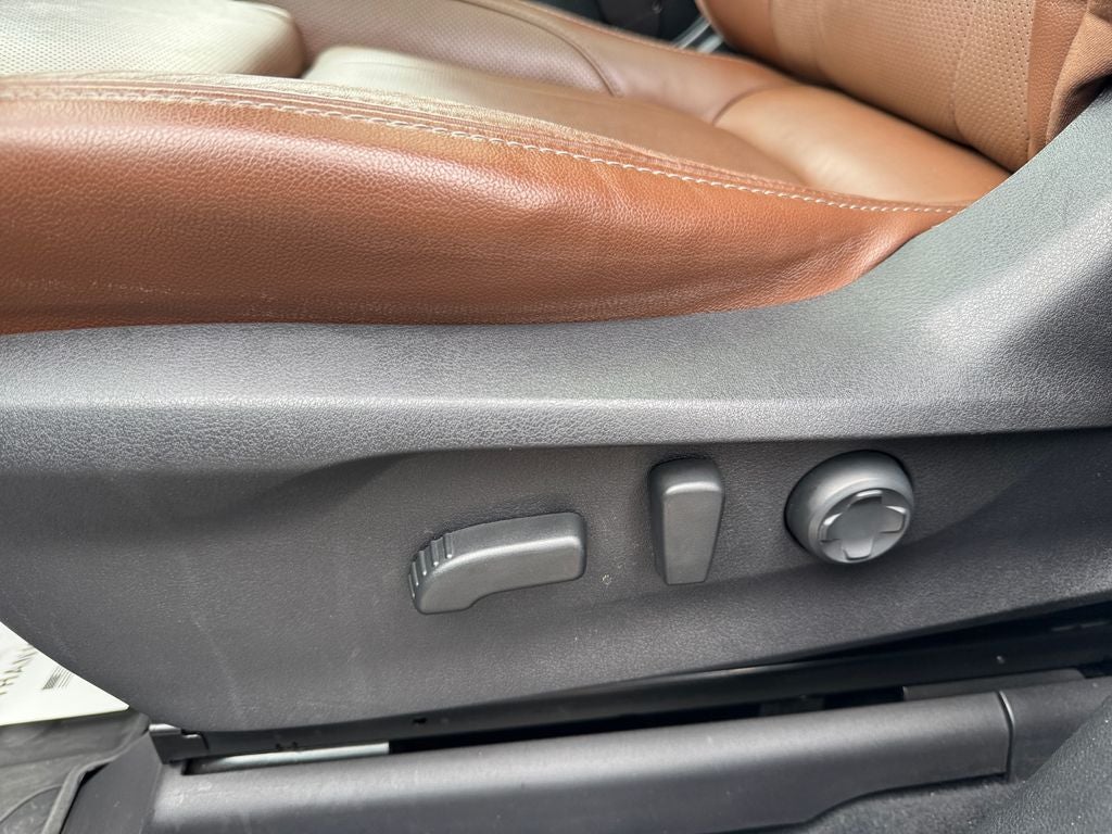 2024 Subaru Ascent Touring **LIFETIME POWERTRAIN**