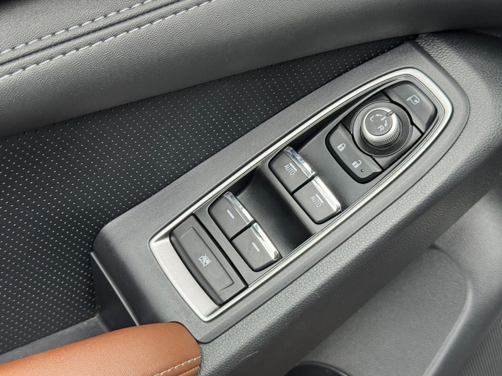 2024 Subaru Ascent Touring **LIFETIME POWERTRAIN**