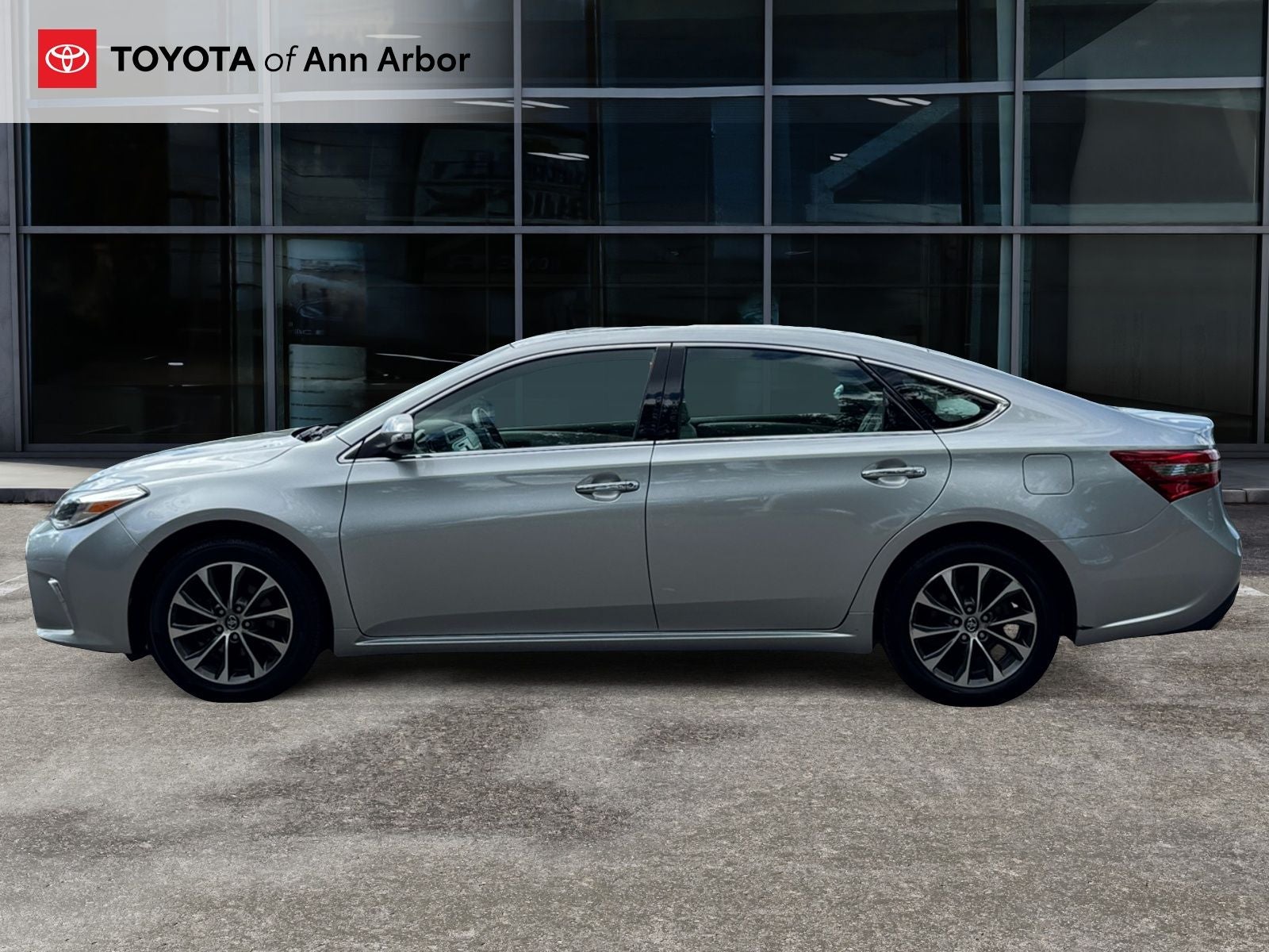 2018 Toyota Avalon XLE Premium