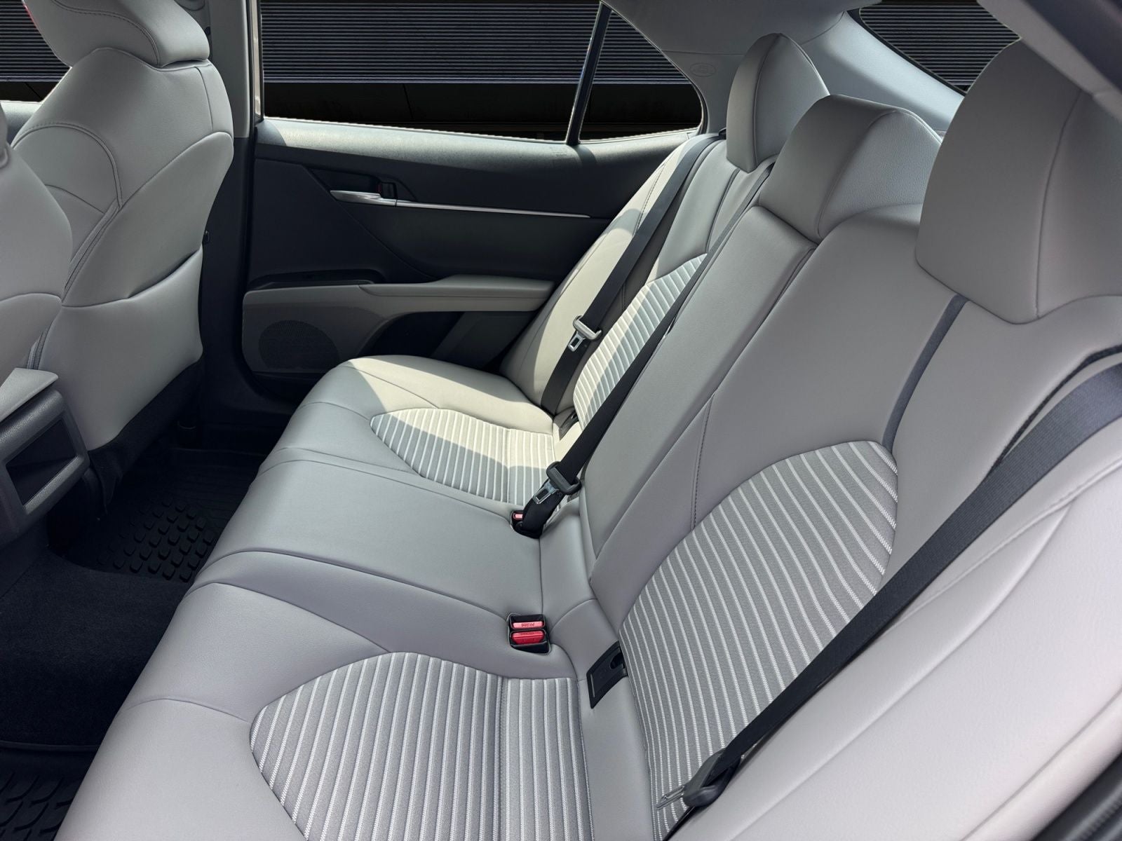 2024 Toyota Camry Hybrid SE