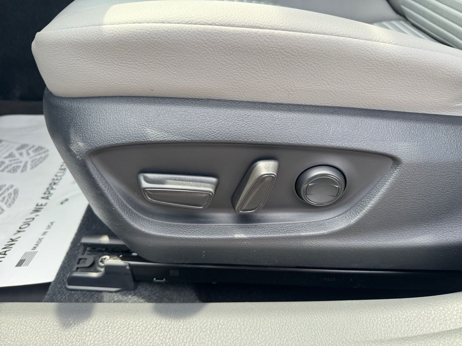 2024 Toyota Camry Hybrid SE