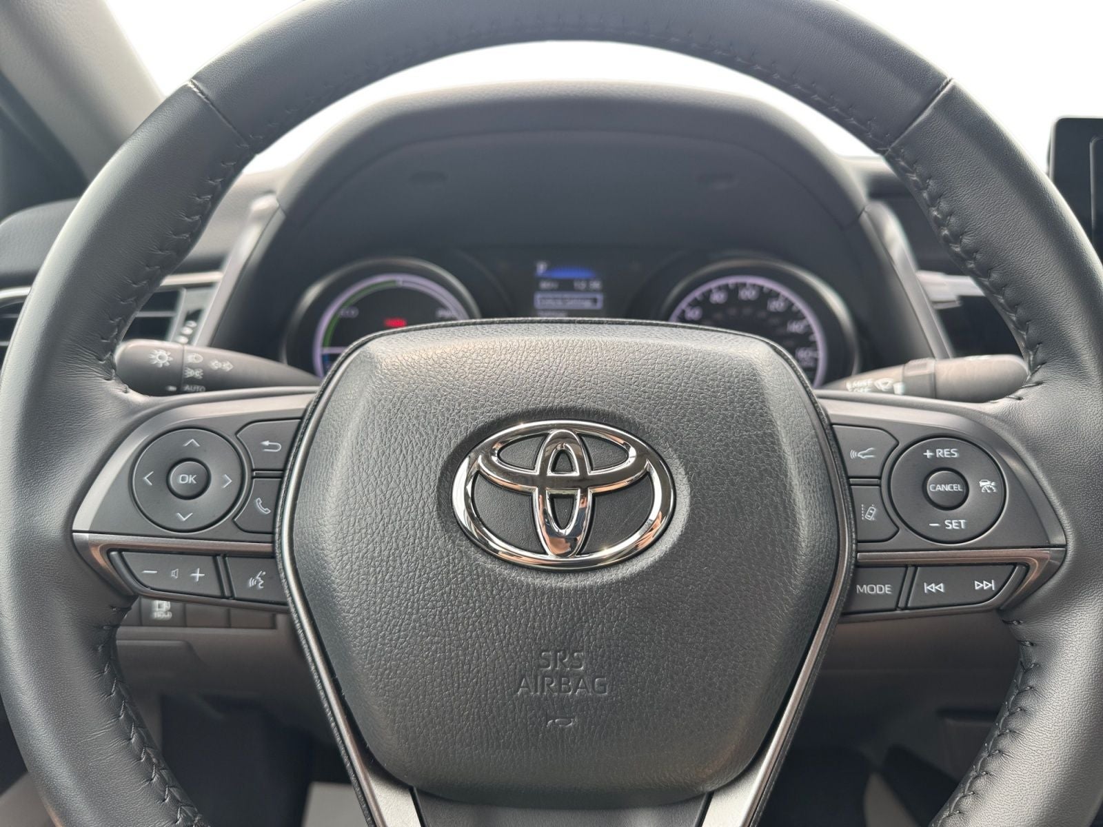 2024 Toyota Camry Hybrid SE