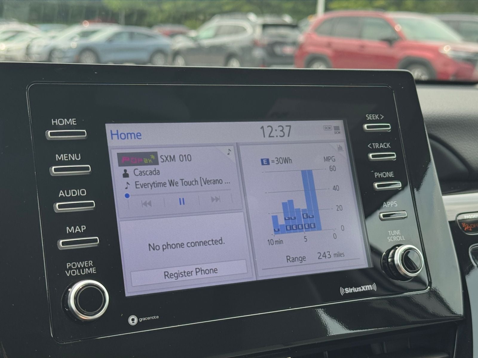 2024 Toyota Camry Hybrid SE