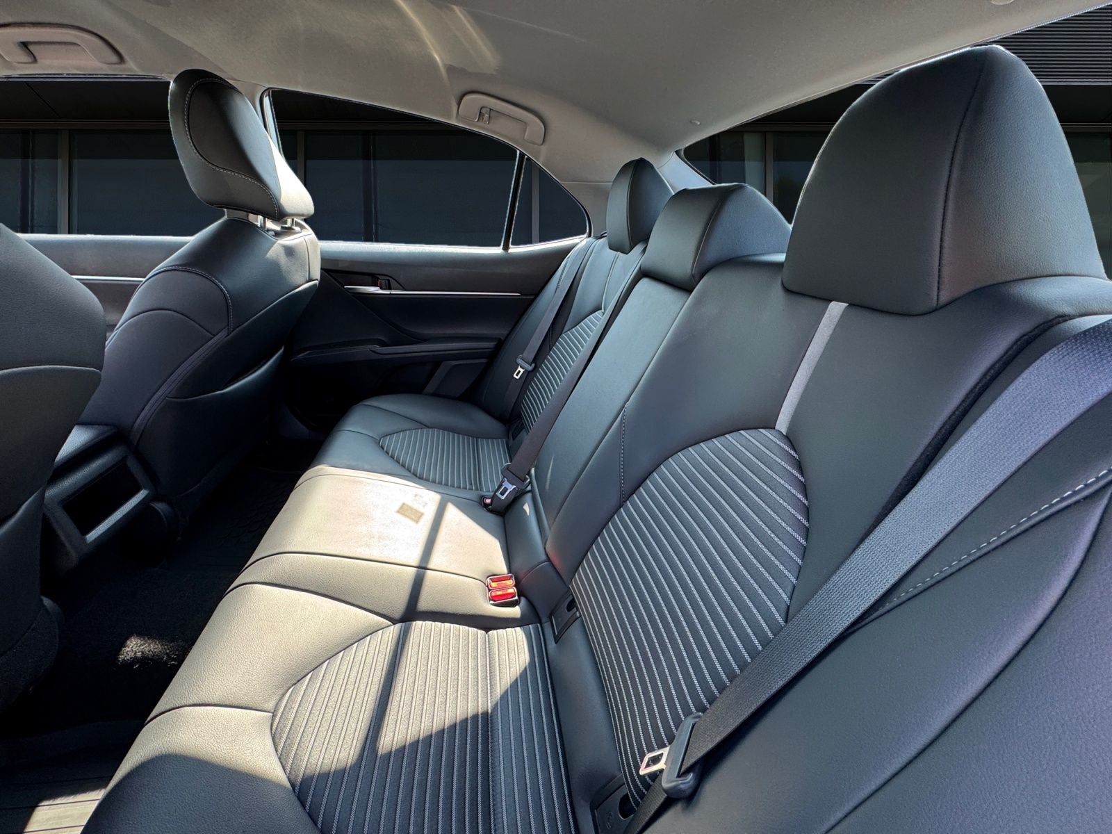 2024 Toyota Camry Hybrid SE