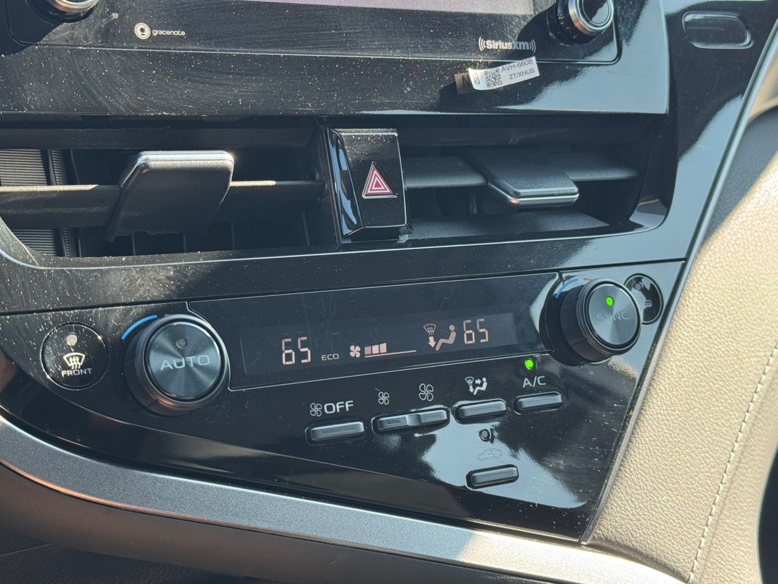 2024 Toyota Camry Hybrid SE