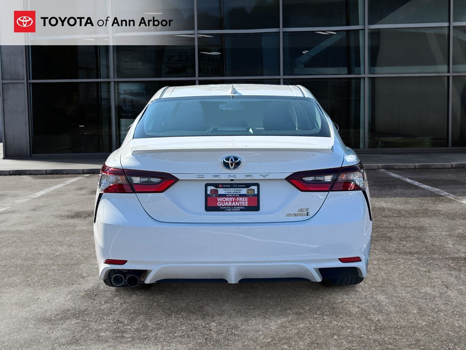 2024 Toyota Camry Hybrid SE