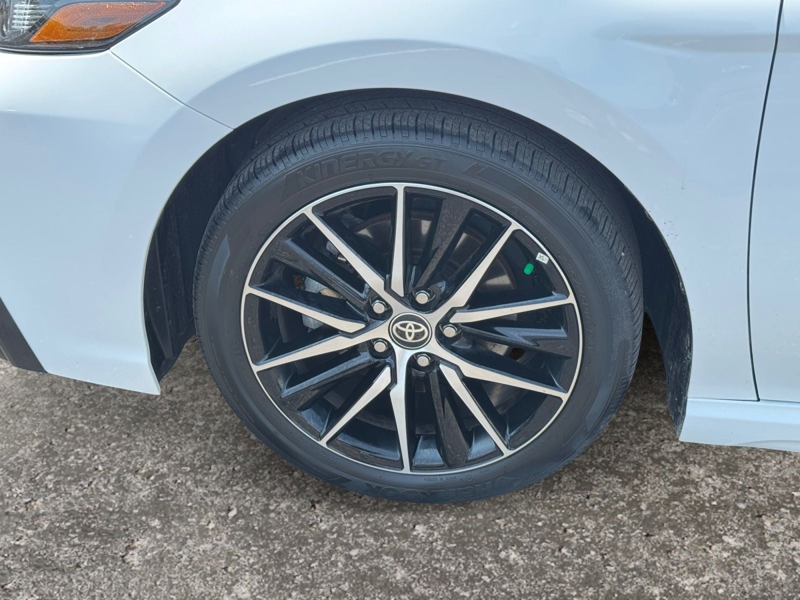 2024 Toyota Camry Hybrid SE