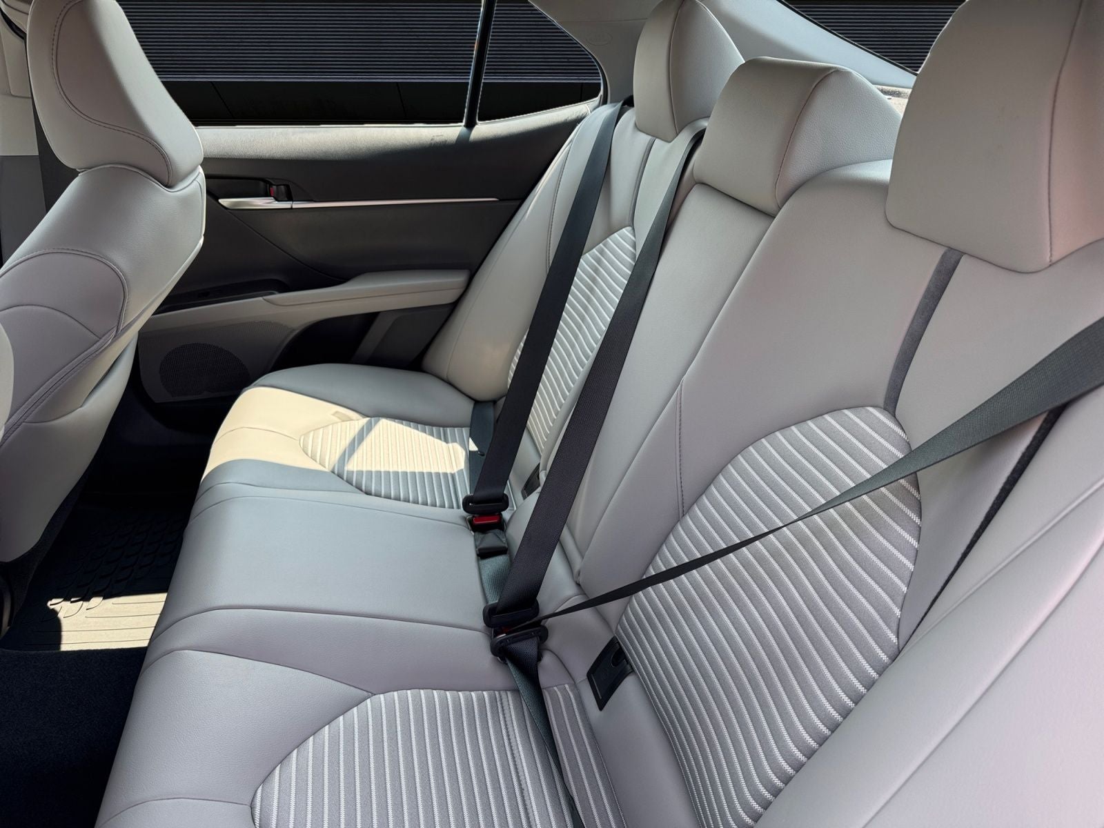 2024 Toyota Camry Hybrid SE
