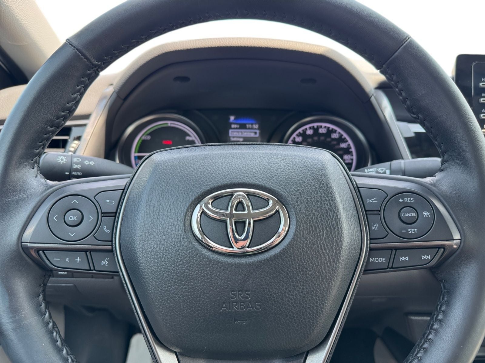 2024 Toyota Camry Hybrid SE