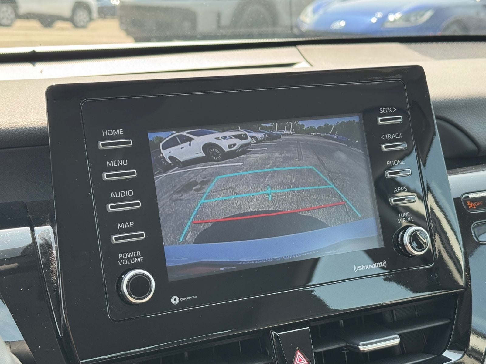2024 Toyota Camry Hybrid SE