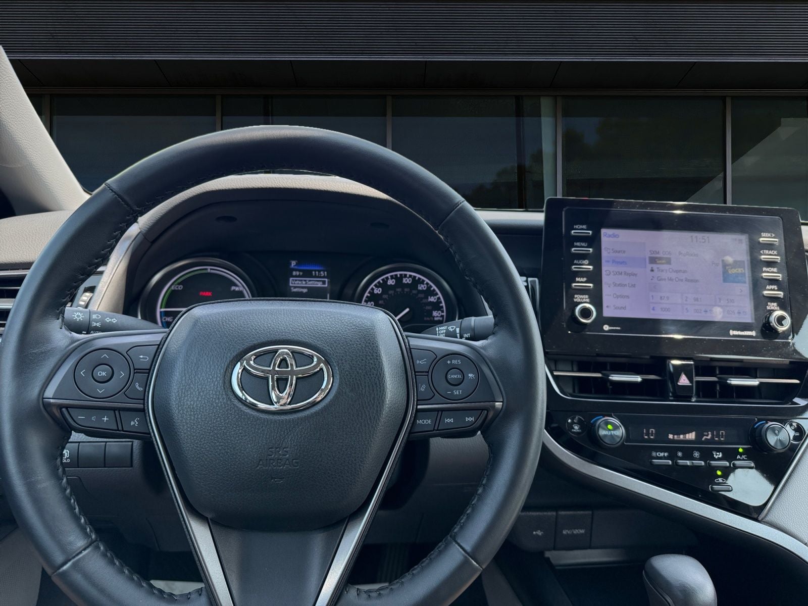 2024 Toyota Camry Hybrid SE